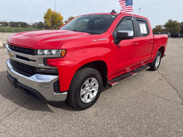 Used 2019 Chevrolet Silverado 1500 LT AWD/4WD image 3