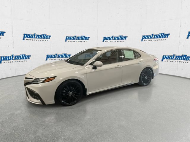 Used 2022 Toyota Camry XSE AWD/4WD image 5