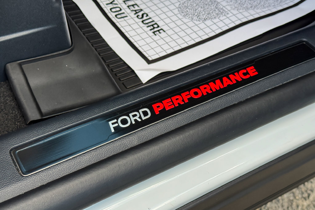 Certified 2025 Ford Explorer ST AWD/4WD image 17