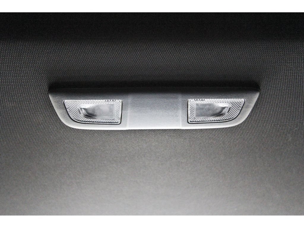 Used 2024 Chevrolet Silverado 2500 High Country w/ Technology Package AWD/4WD image 16