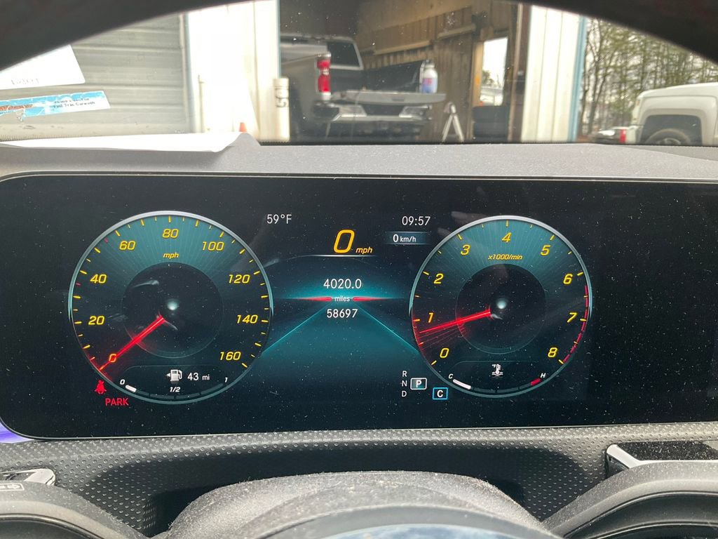 Used 2022 Mercedes-Benz CLA 250 image 22