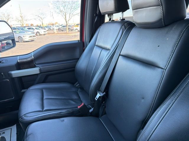 Certified 2022 Ford F250 Lariat w/ Black Appearance Package image 44