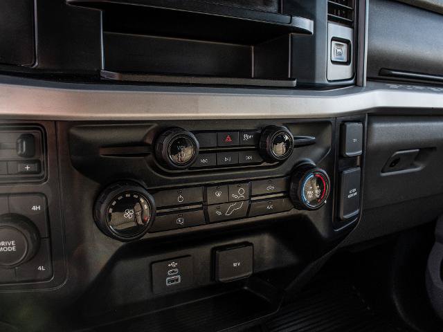 Certified 2025 Ford F350 XLT AWD/4WD image 15