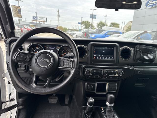 Used 2022 Jeep Gladiator Sport AWD/4WD image 6