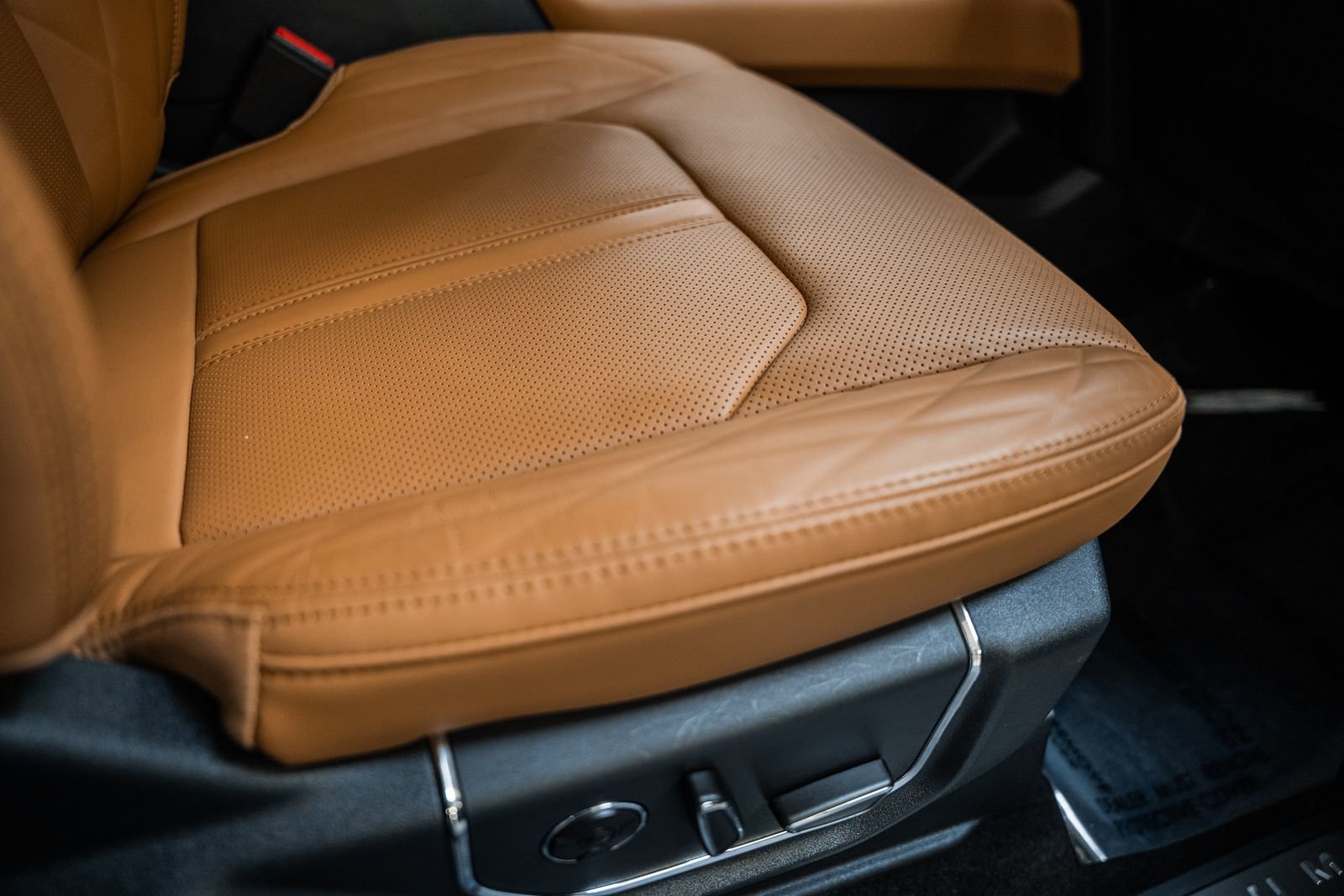 Certified 2022 Ford Expedition Platinum image 44