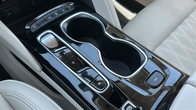 Used 2023 Buick Envision Avenir FWD image 29
