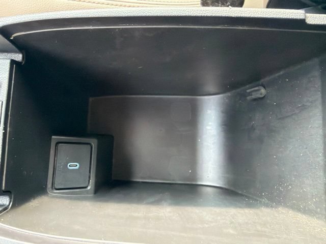 Certified 2020 Ford Escape SEL FWD image 40