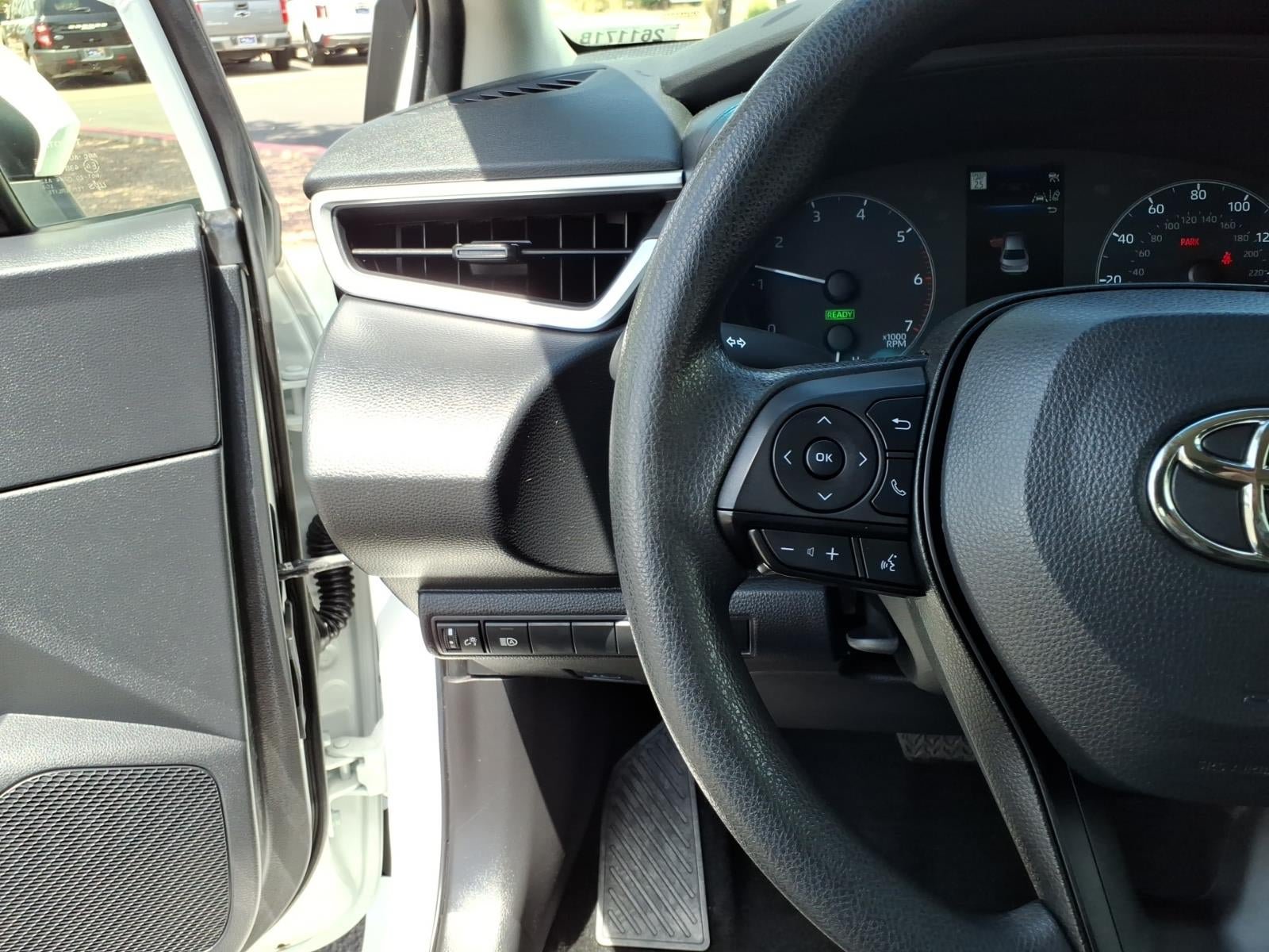 Used 2023 Toyota Corolla LE AWD/4WD image 28