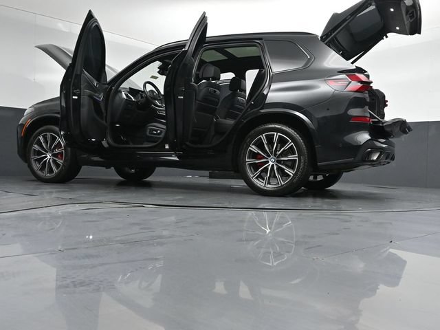 Used 2025 BMW X5 xDrive40i w/ Executive Package AWD/4WD image 58