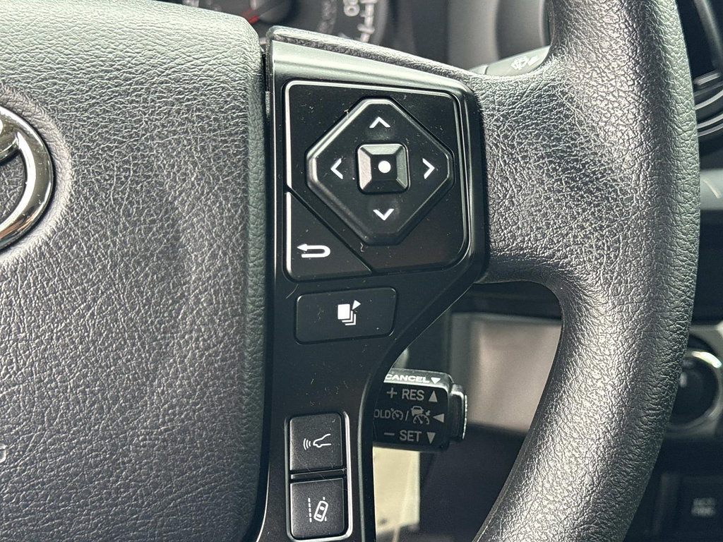 Used 2022 Toyota Tacoma SR AWD/4WD image 10