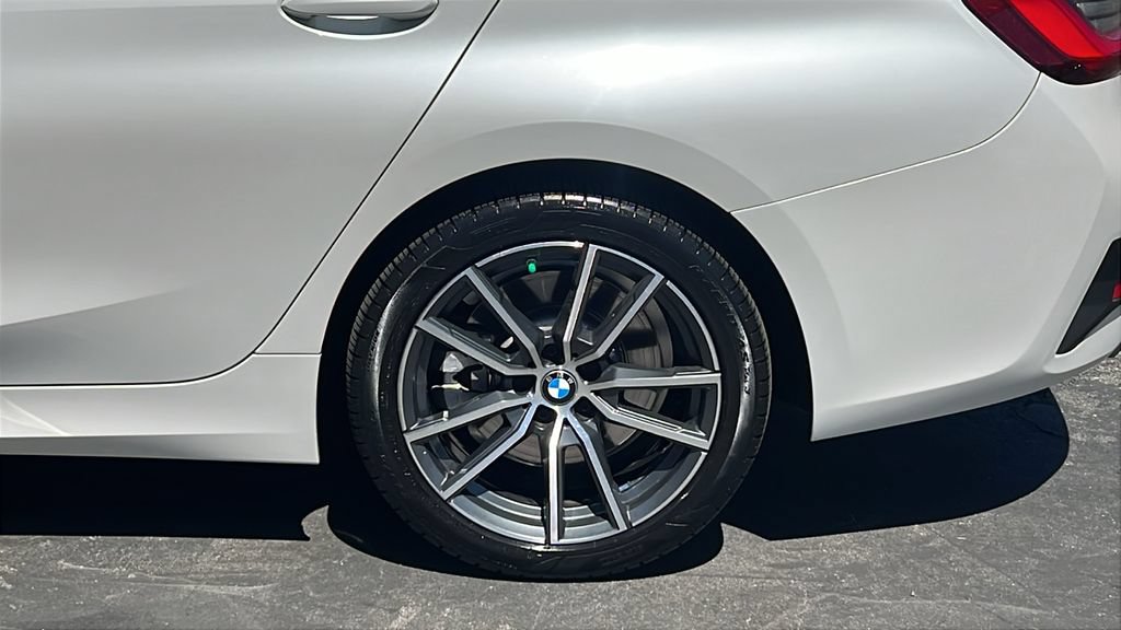 Used 2020 BMW 330i Sedan w/ Premium Package RWD image 7