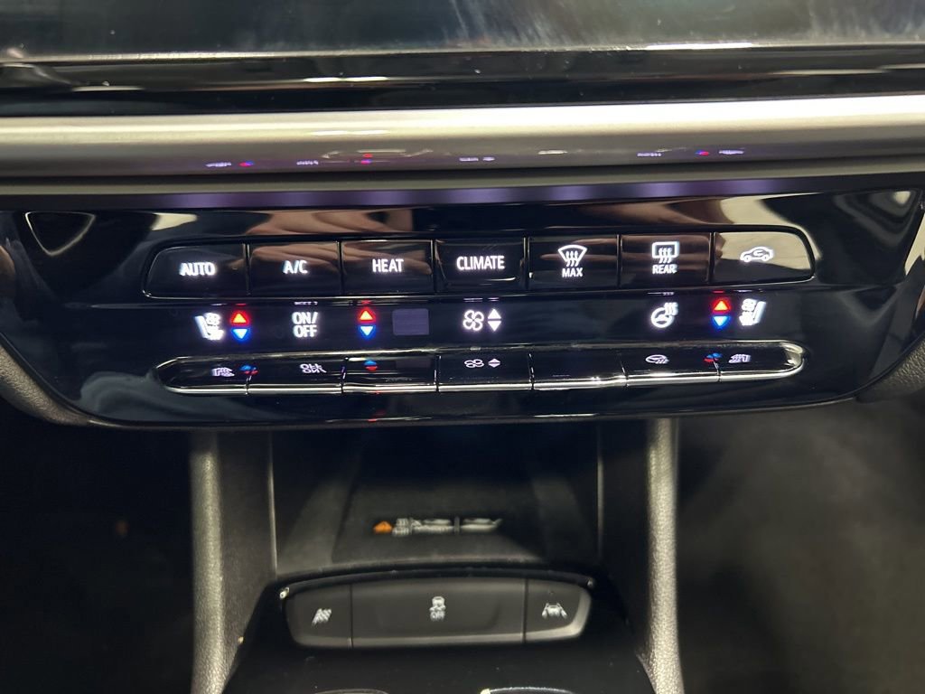 Used 2022 Chevrolet Bolt EUV Premier w/ Launch Edition image 20