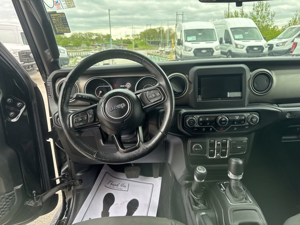 Used 2019 Jeep Wrangler Unlimited Sport S AWD/4WD image 38