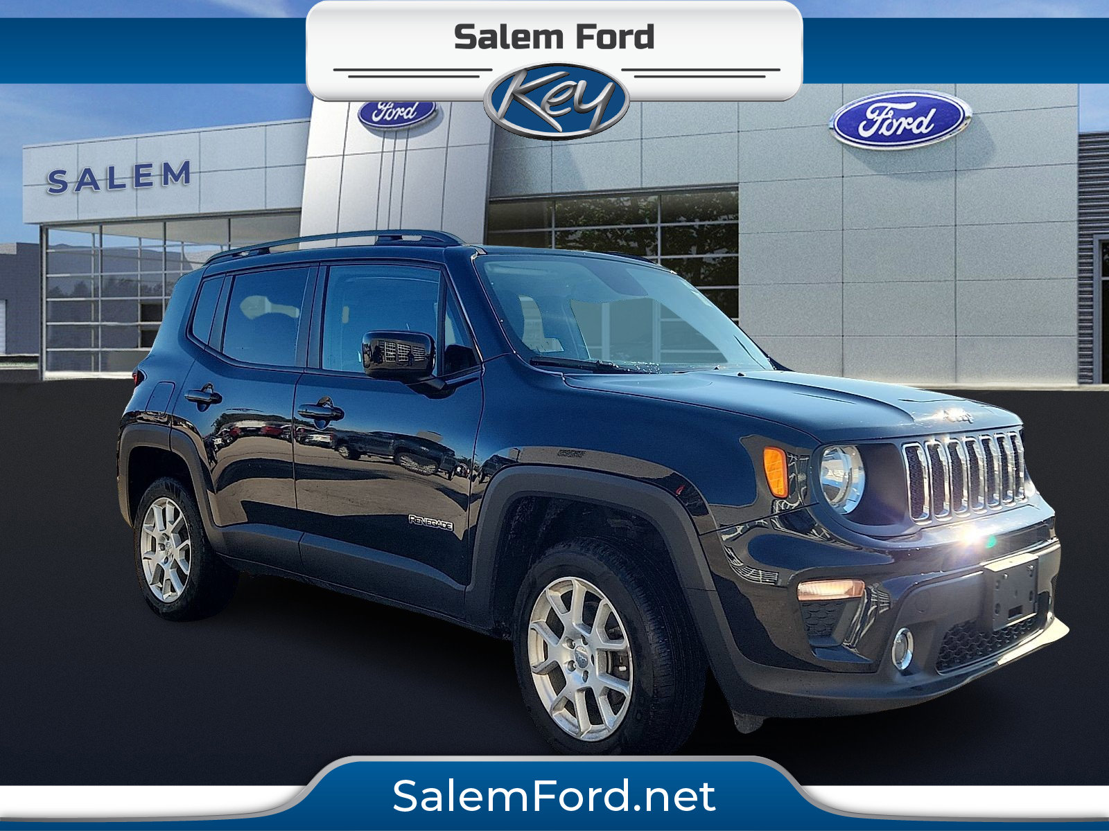 Used 2019 Jeep Renegade Latitude w/ Cold Weather Group image 1