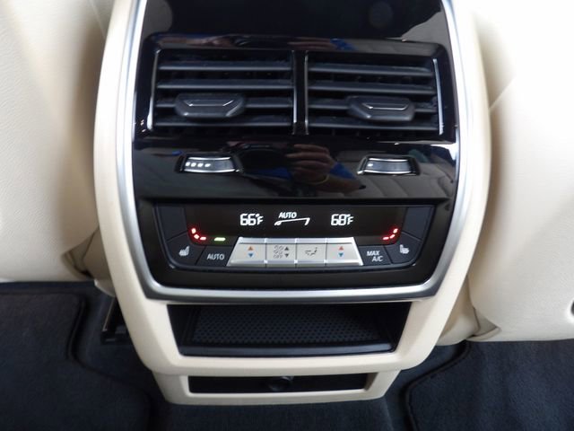Used 2019 BMW X5 xDrive40i w/ Premium Package 2 AWD/4WD image 25