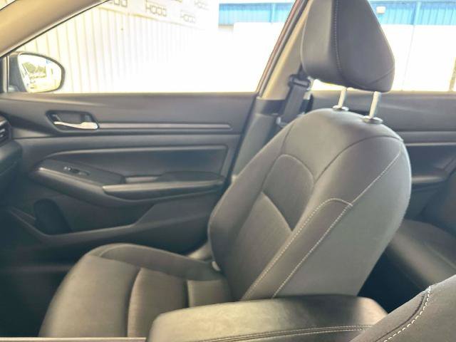 Used 2025 Nissan Altima 2.5 SV FWD image 20
