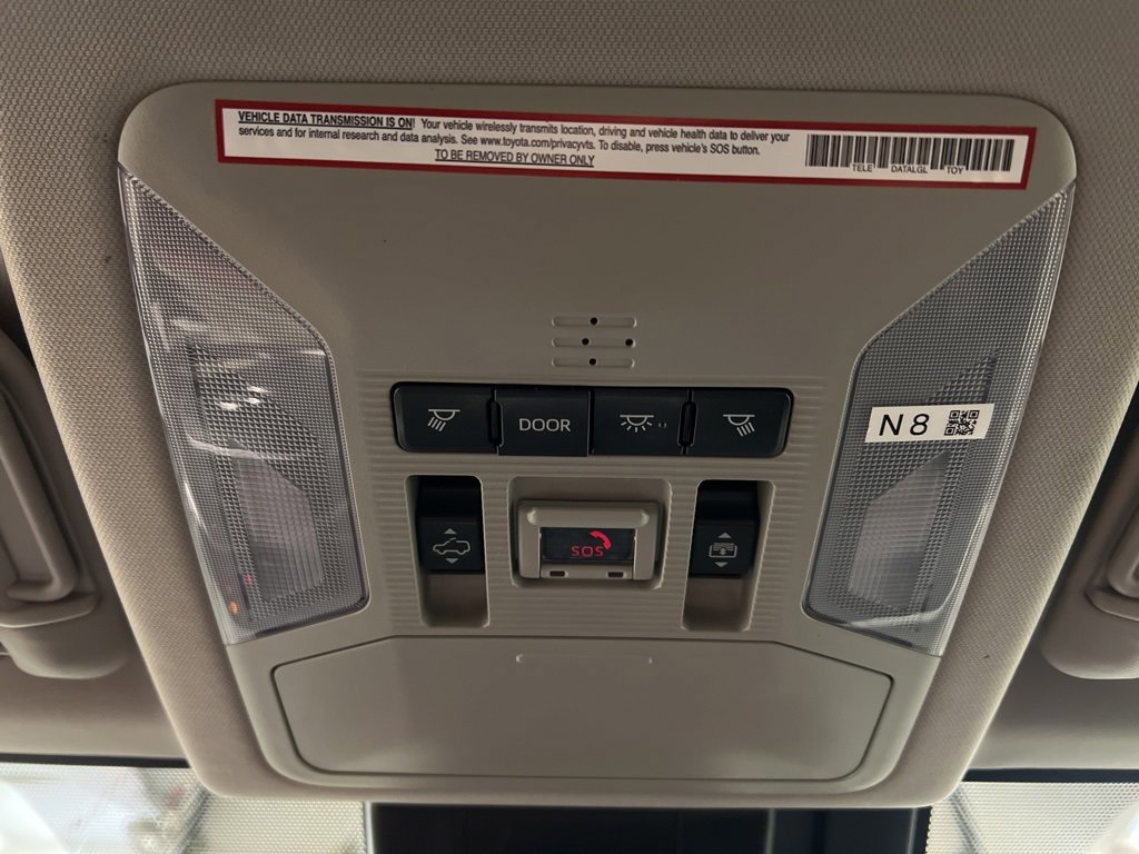 Used 2021 Toyota RAV4 Limited image 26