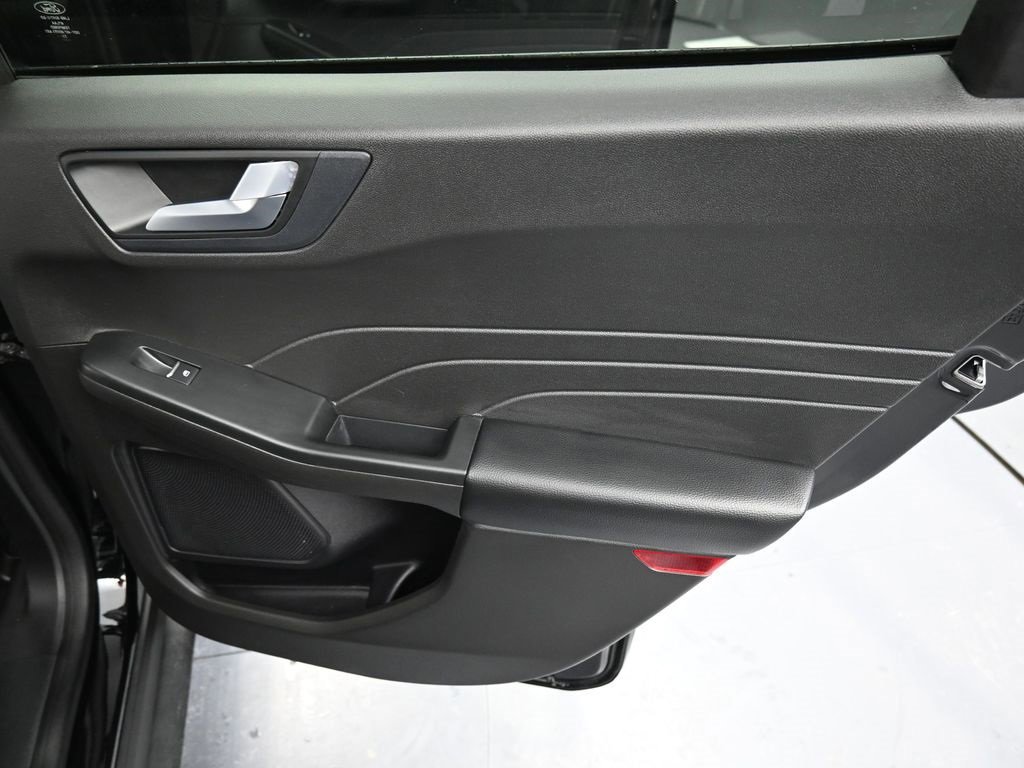 Certified 2023 Ford Escape ST-Line w/ Tech Pack #1 image 45