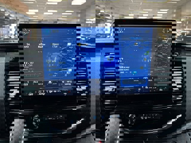 Certified 2023 Ford Transit 350 XLT image 7