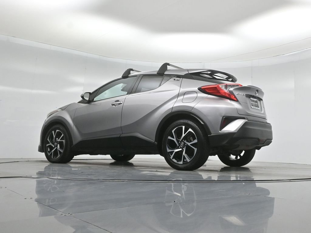 Used 2018 Toyota C-HR XLE FWD image 22