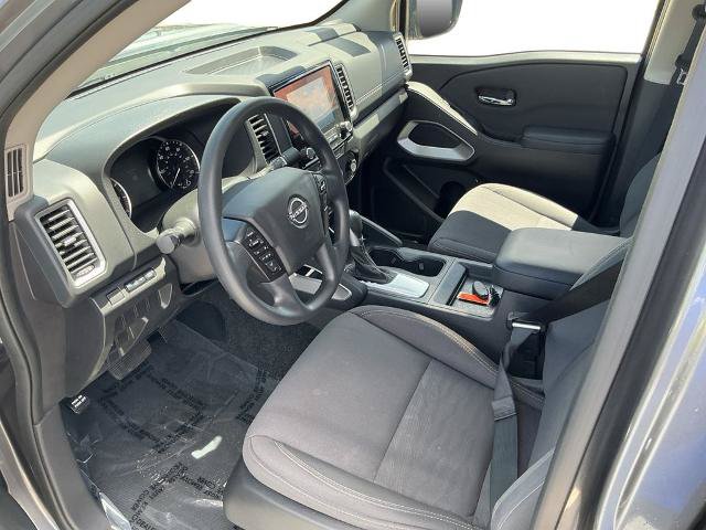 Used 2024 Nissan Frontier SV RWD image 14