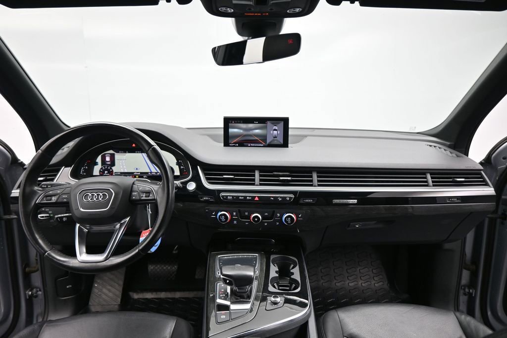 Used 2017 Audi Q7 3.0T Premium Plus w/ Premium Plus Package AWD/4WD image 22
