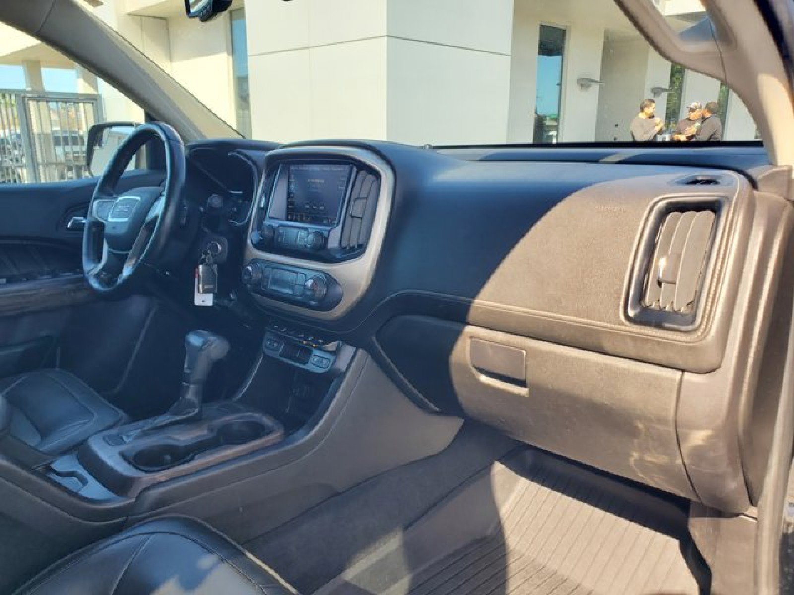 Used 2021 GMC Canyon Denali image 31