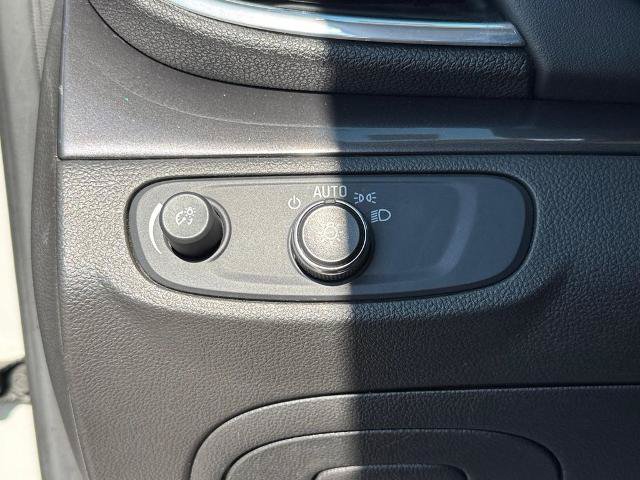 Used 2019 Buick Encore Preferred AWD/4WD image 20