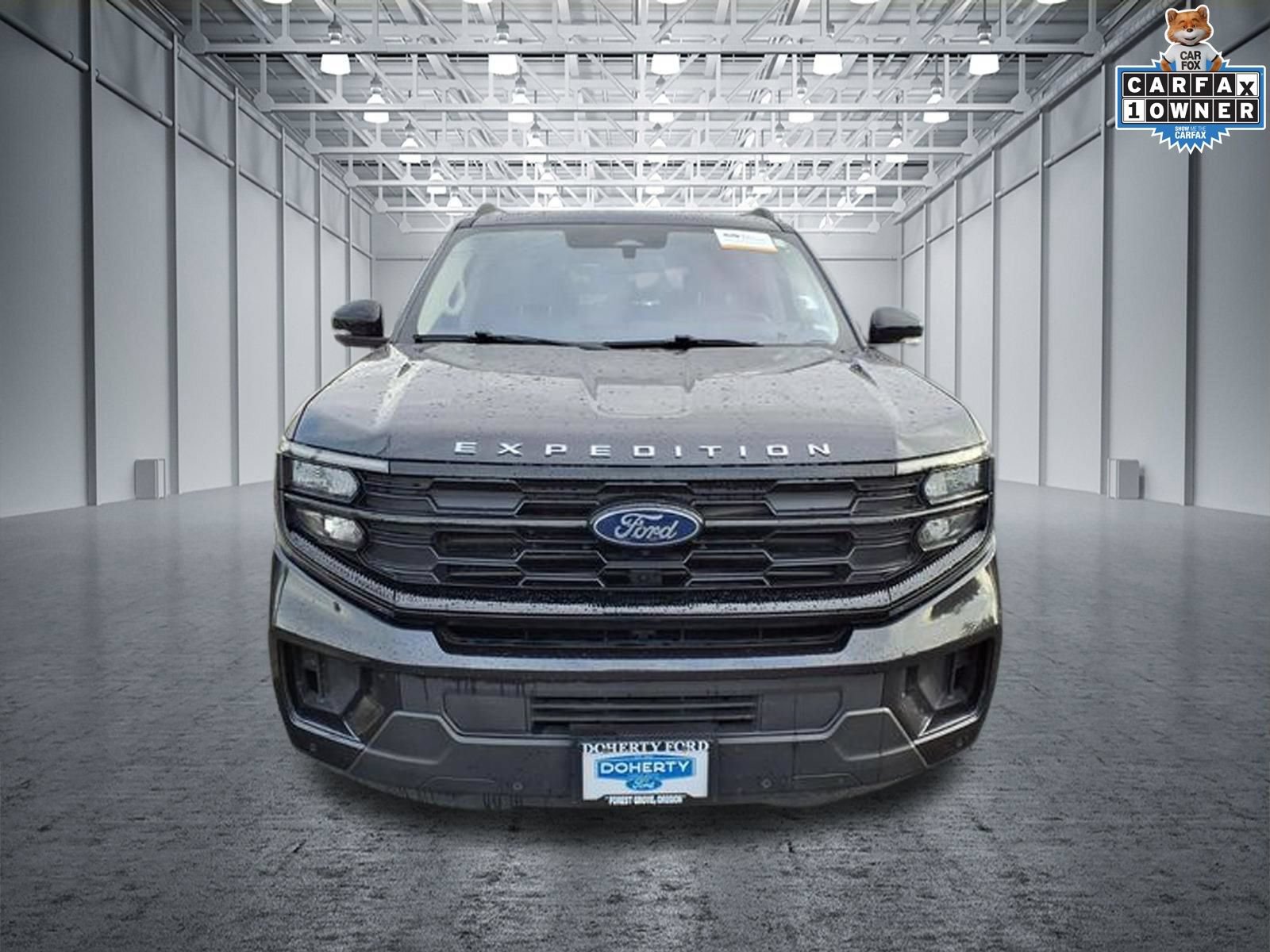 Certified 2025 Ford Expedition Active AWD/4WD image 4