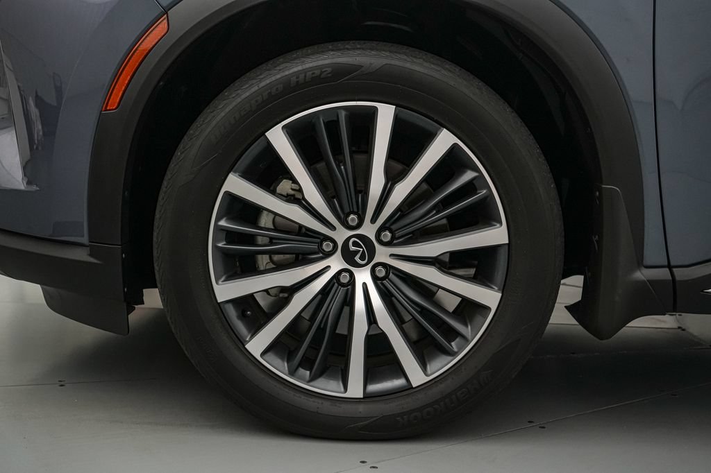 Used 2025 INFINITI QX60 Sensory w/ Vision Package AWD/4WD image 10