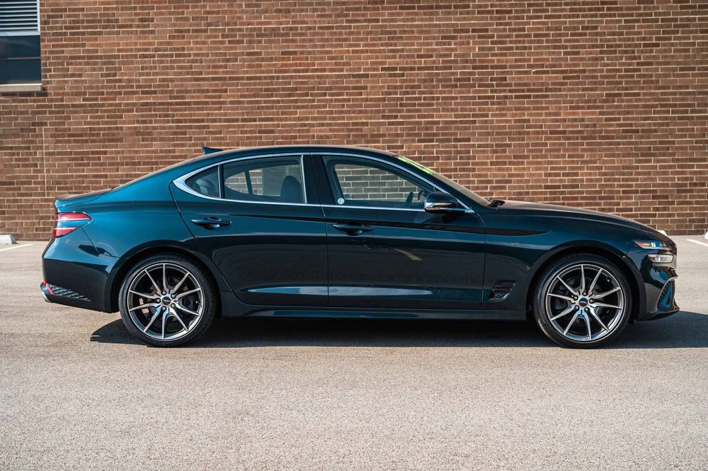 Used 2023 Genesis G70 2.0T AWD/4WD image 8