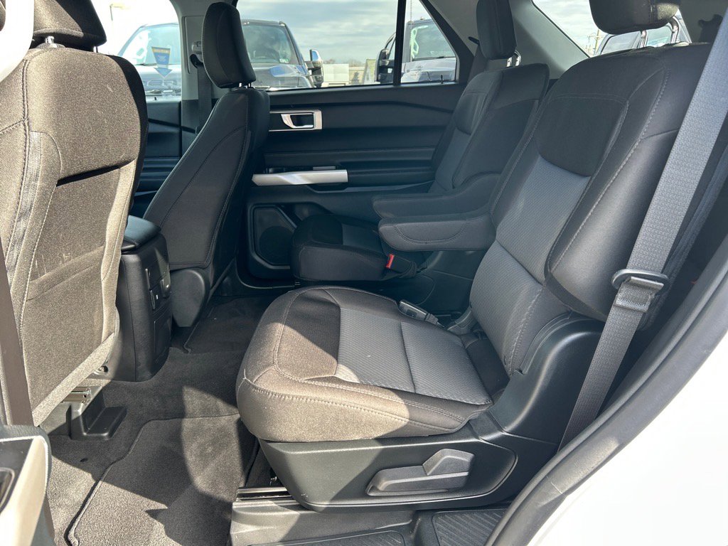 Certified 2023 Ford Explorer XLT image 10
