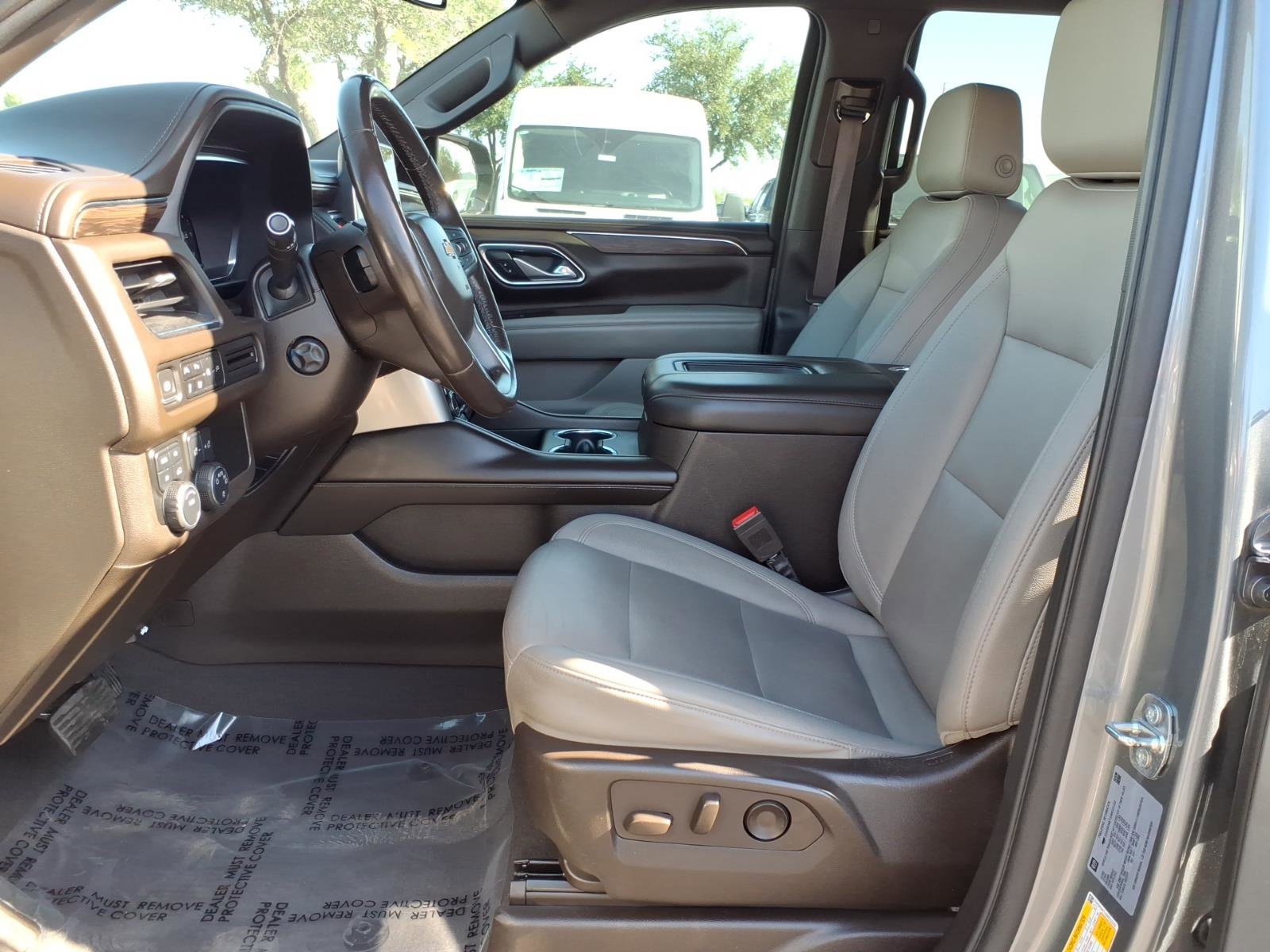 Used 2022 Chevrolet Tahoe LT w/ LT Signature Plus Package AWD/4WD image 12