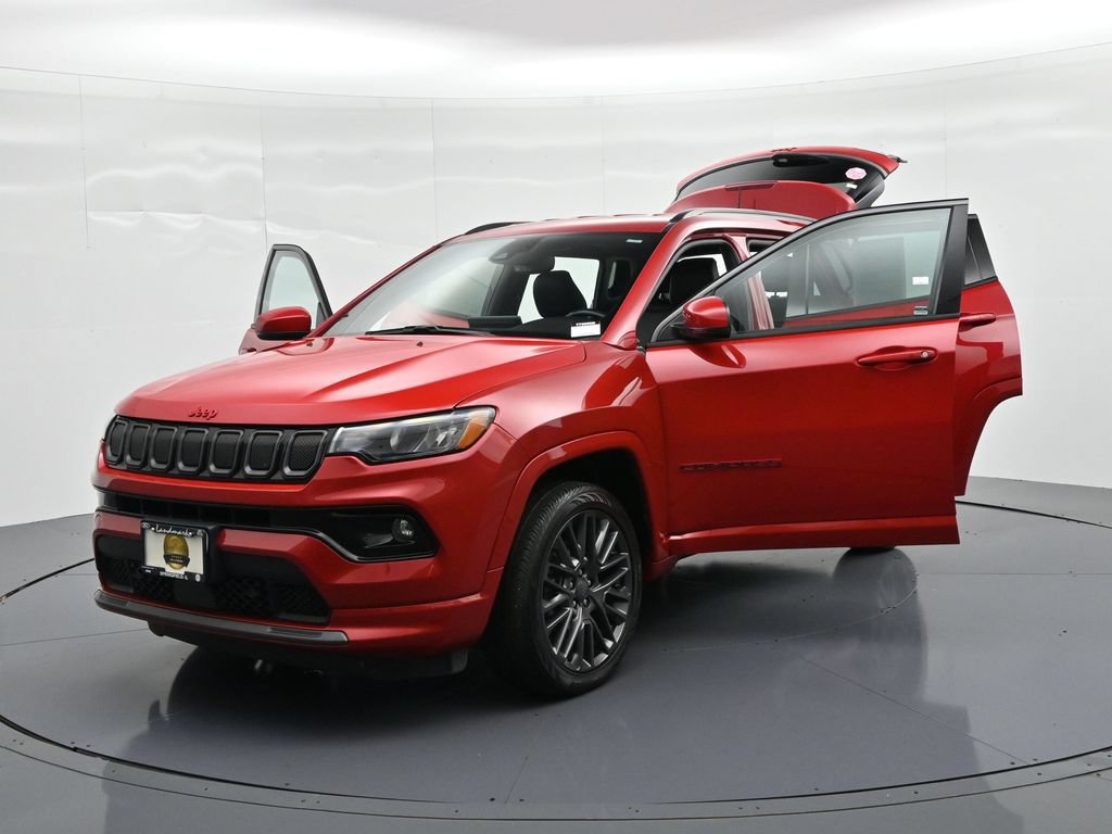Used 2022 Jeep Compass Limited AWD/4WD image 26