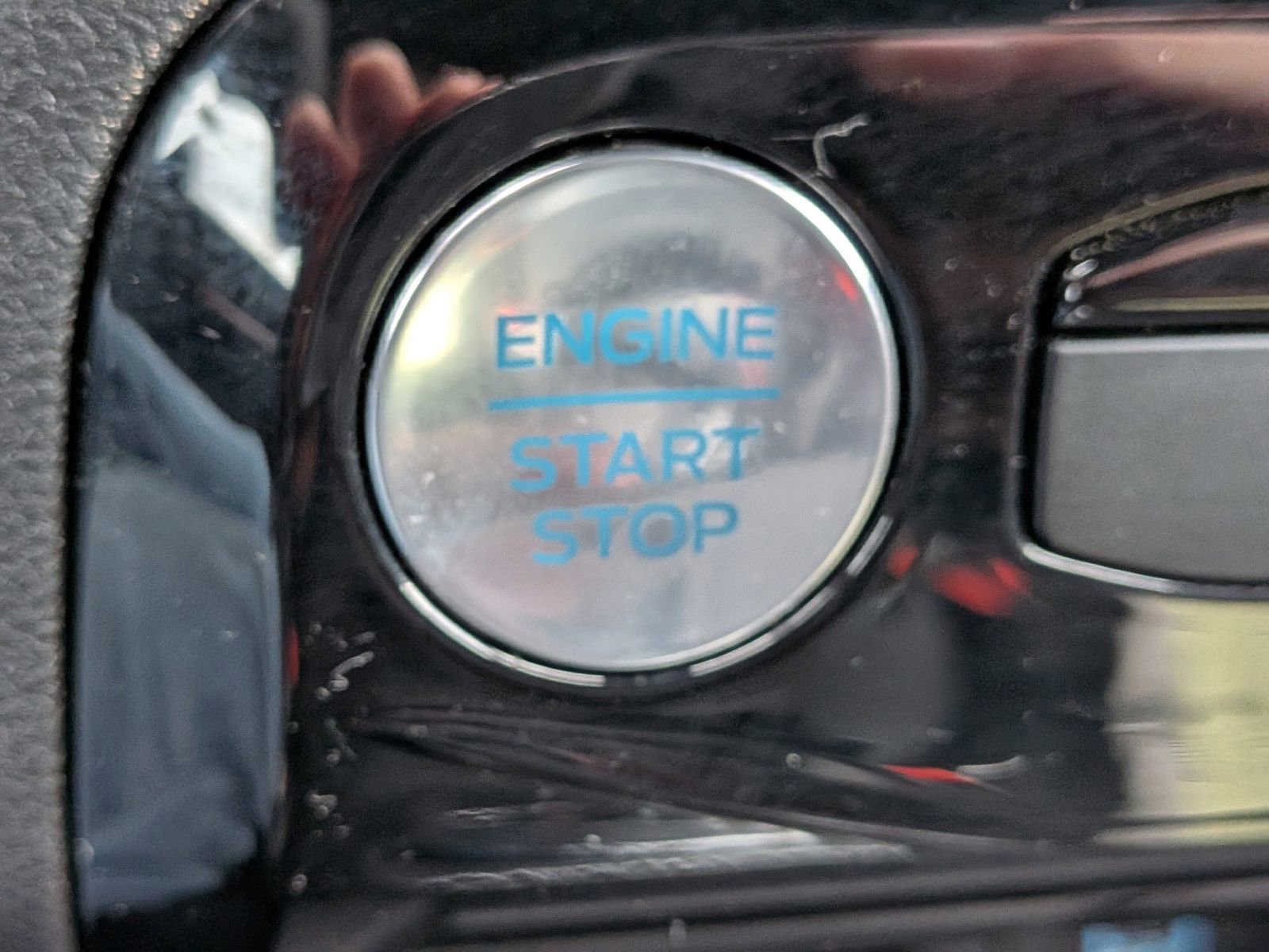 Certified 2023 Ford Escape ST-Line Select w/ Tech Pack #2 image 31