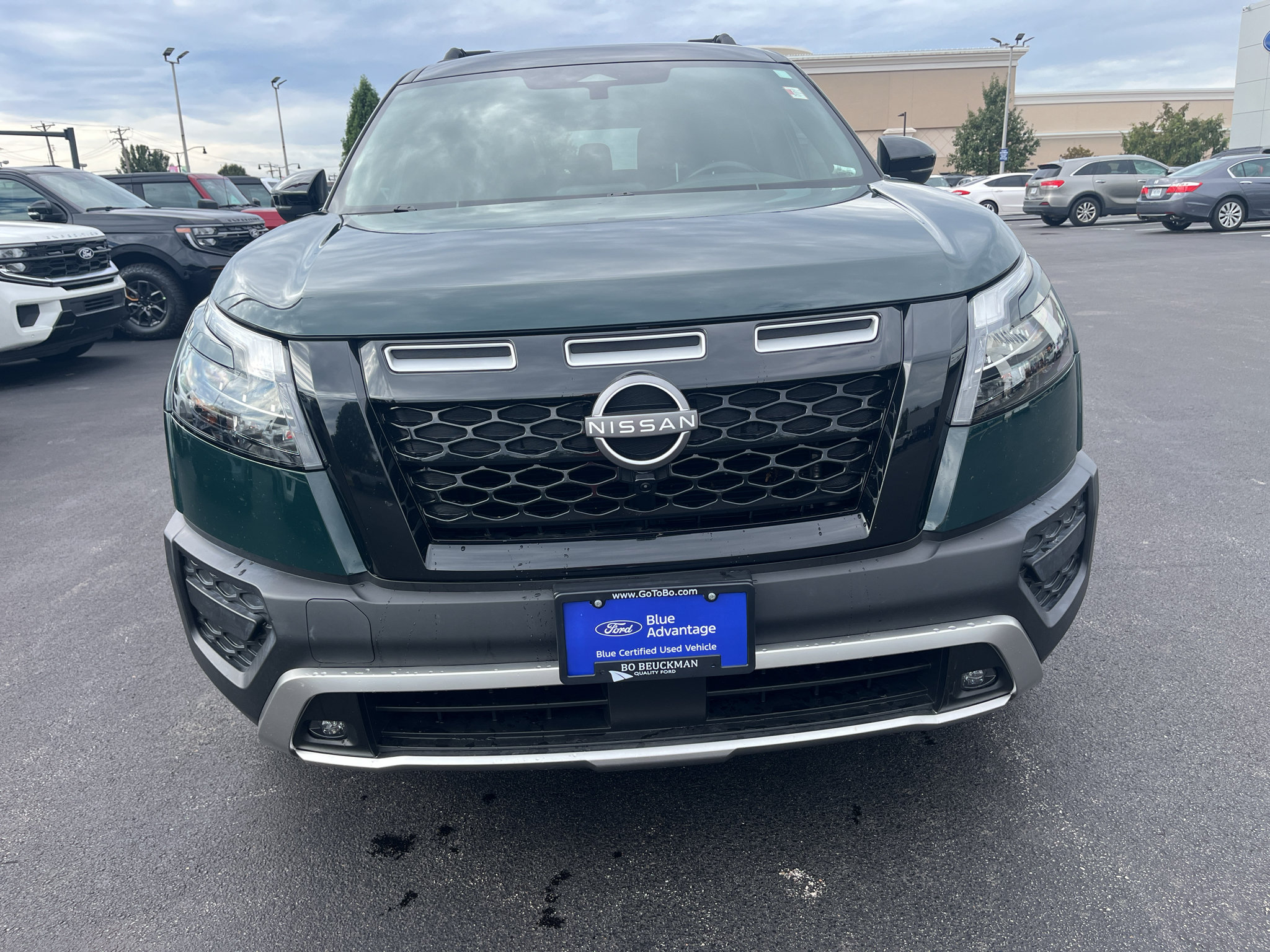 Used 2023 Nissan Pathfinder Rock Creek AWD/4WD image 2