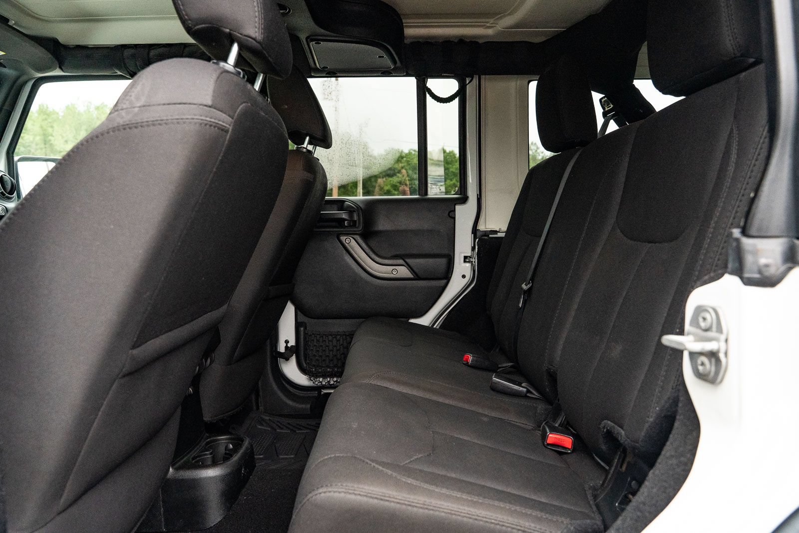 Used 2018 Jeep Wrangler Unlimited Sport S AWD/4WD image 17