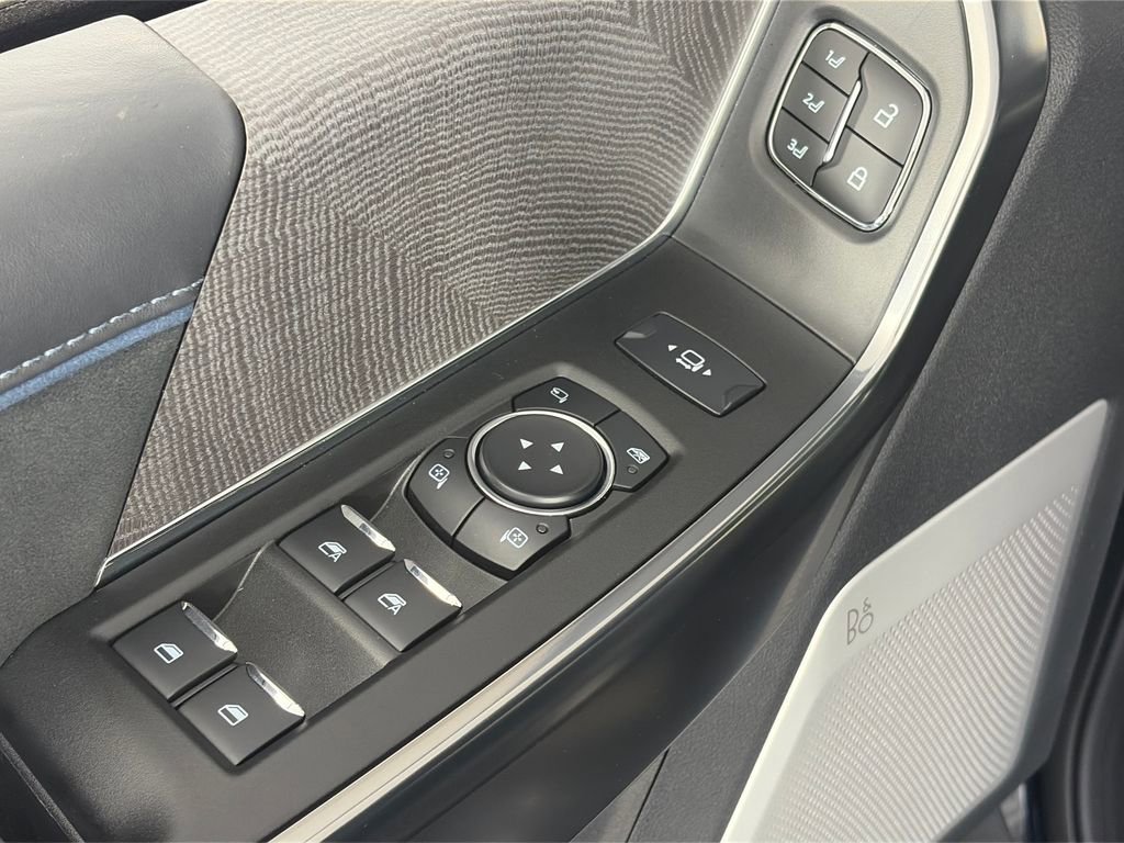 Certified 2025 Ford F350 Platinum AWD/4WD image 26