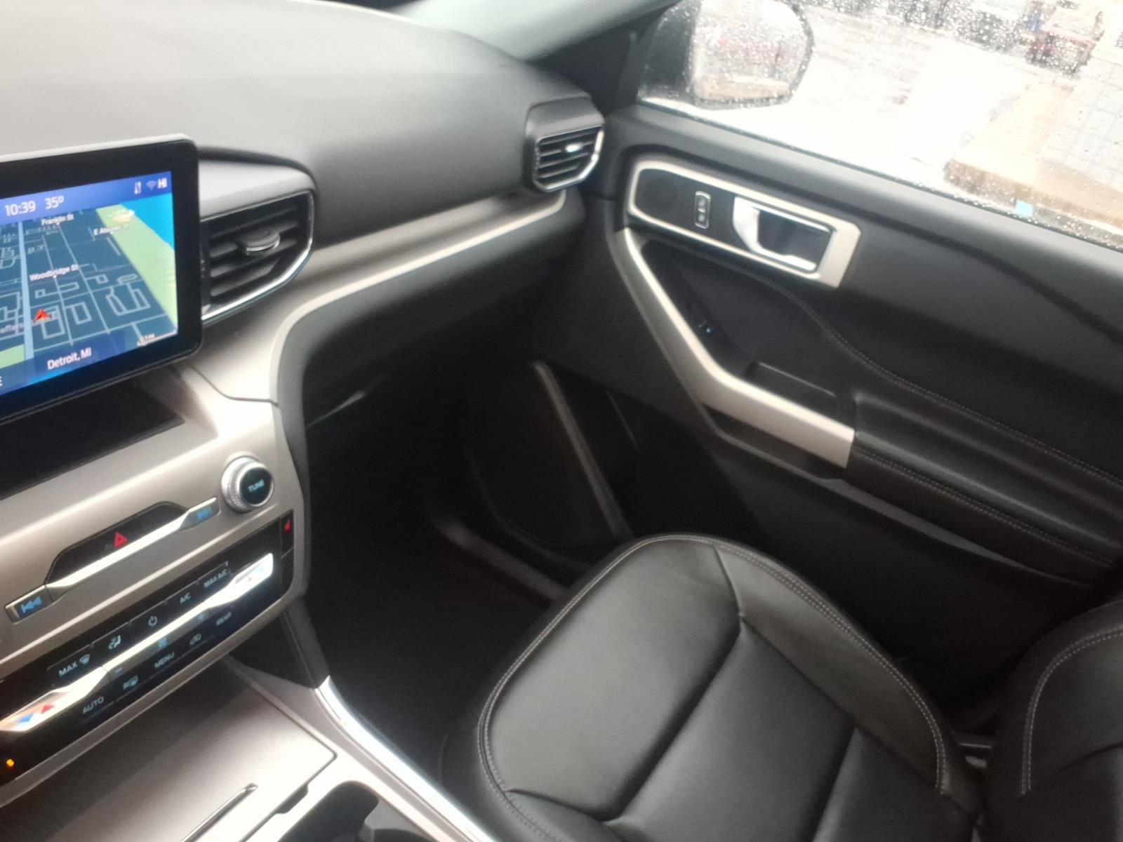 Certified 2023 Ford Explorer XLT w/ Equipment Group 202A image 22