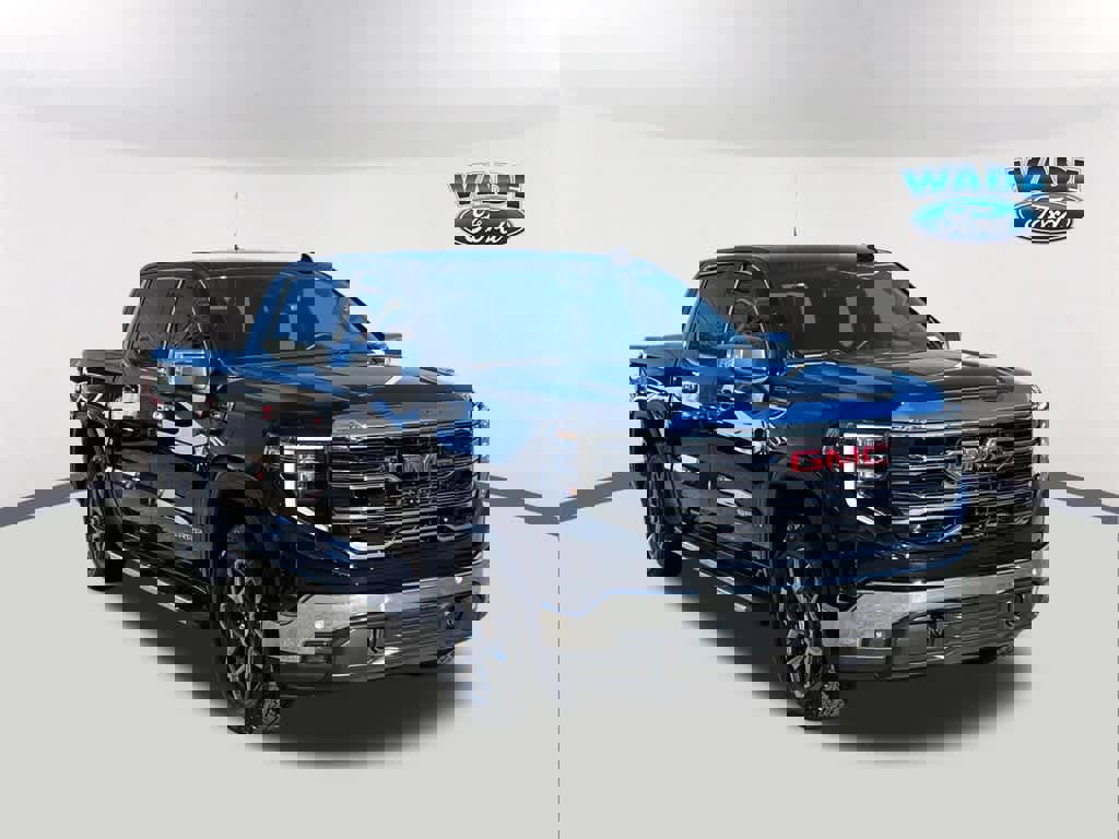 Used 2024 GMC Sierra 1500 SLT w/ SLT Premium Plus Package image 3