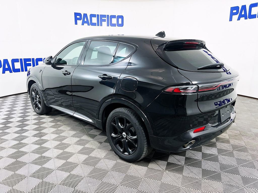 Used 2024 Dodge Hornet R/T w/ R/T Blacktop Package AWD/4WD image 6