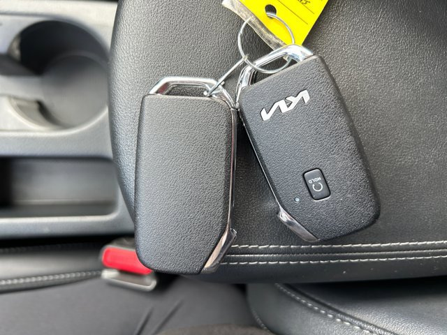 Used 2024 Kia Seltos SX image 32