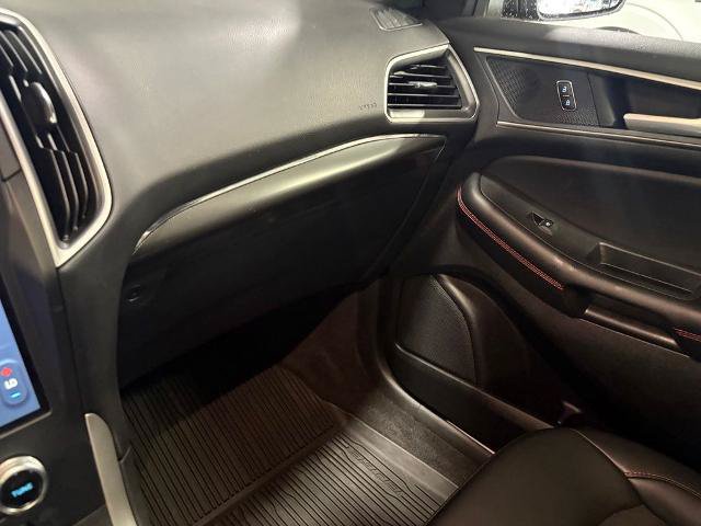 Certified 2024 Ford Edge ST-Line AWD/4WD image 14