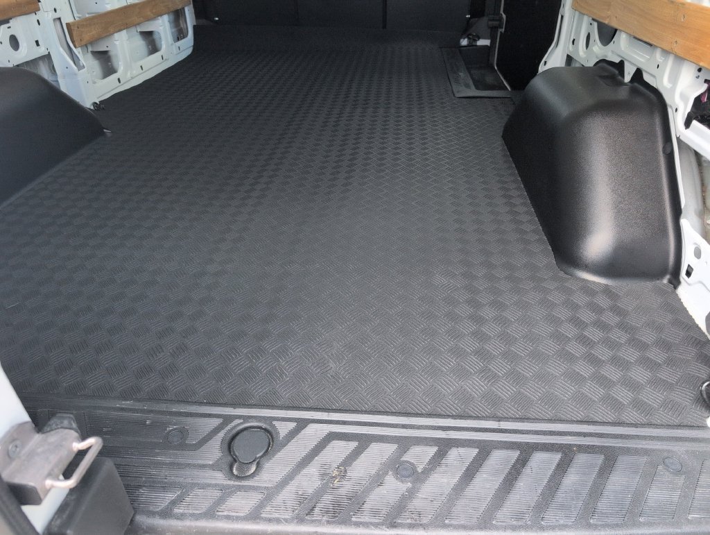 Certified 2025 Ford Transit 250 Low Roof w/ Exterior Upgrade Package RWD image 28