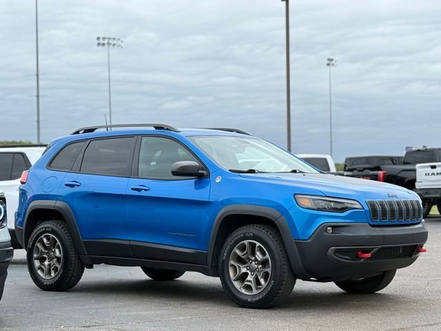 Used 2020 Jeep Cherokee Trailhawk w/ Cold Weather Group AWD/4WD image 34