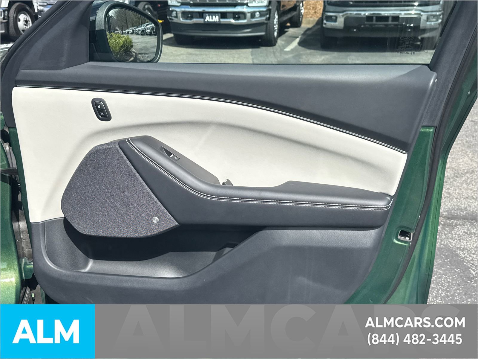 Certified 2025 Ford Mustang Mach-E Premium image 17