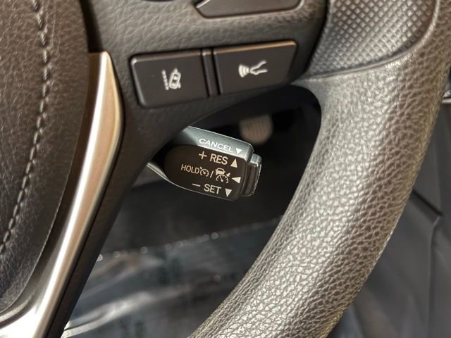 Used 2018 Toyota Corolla LE image 16