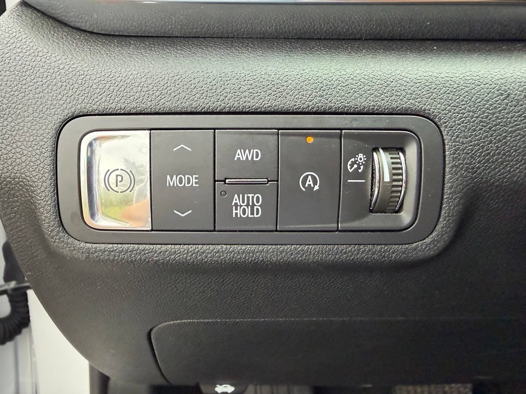 Used 2026 GMC Terrain Denali AWD/4WD image 19