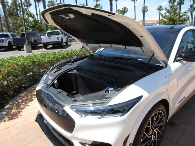 Certified 2022 Ford Mustang Mach-E GT w/ GT Performance Edition AWD/4WD image 27