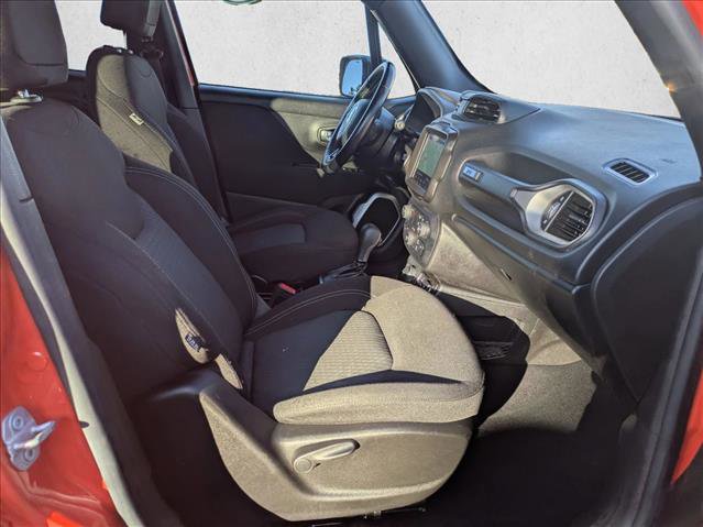 Used 2021 Jeep Renegade Latitude image 21